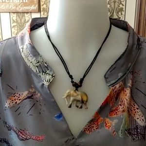 Elephant pendant necklace